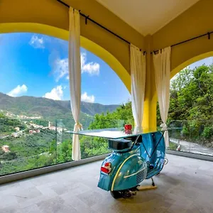 https://vespa-apartments.hotelitalianriviera.com